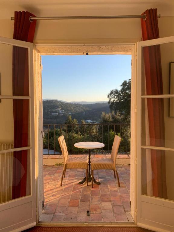 Hotel La Boulangerie Grimaud Zimmer foto