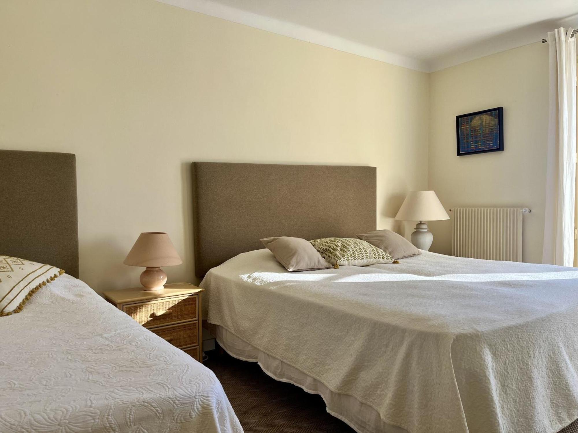 Hotel La Boulangerie Grimaud Zimmer foto